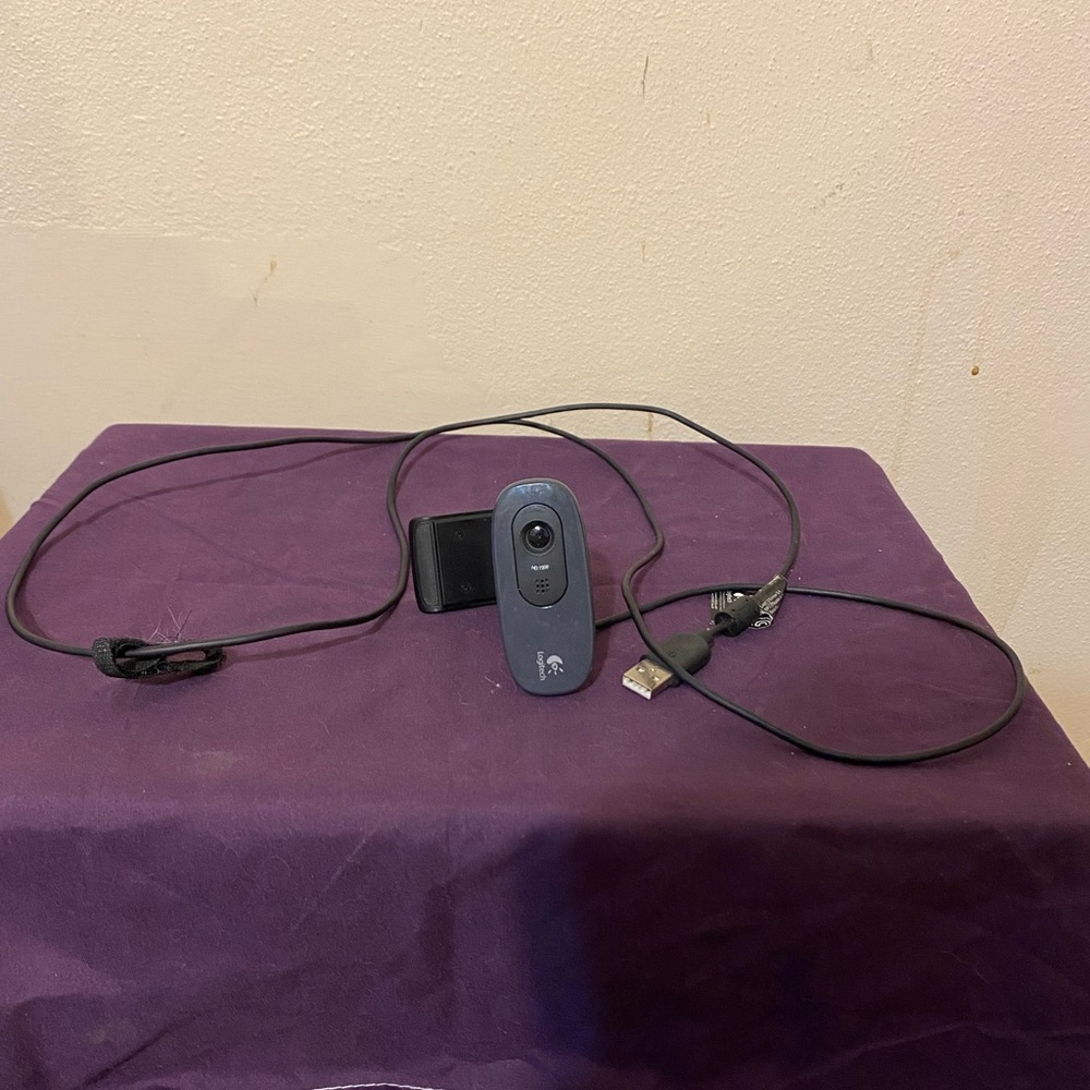 Logitech HD 720p webcam